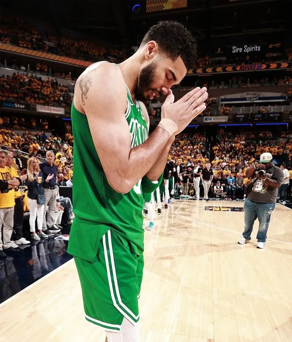 开云-塔图姆重要时刻反败为胜，德国队带队取胜！全场沸腾不已(塔图姆超燃剪辑)